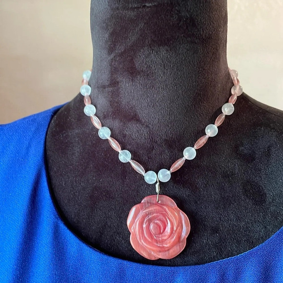 Rose Quartz Crystal Point Pendant Necklace | Caitlyn Minimalist Beautiful Rose Quartz Necklace